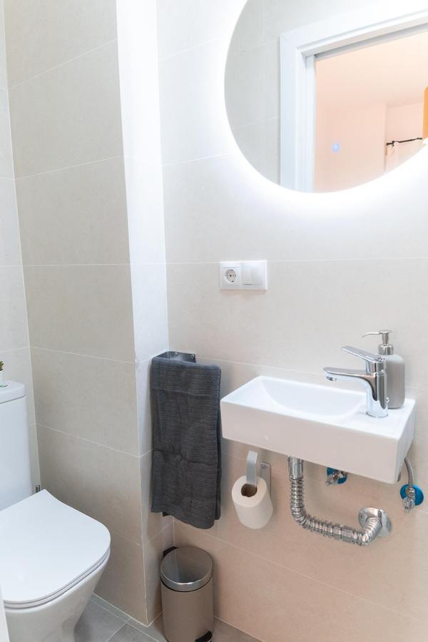 Downtown Apartment Севілья Екстер'єр фото