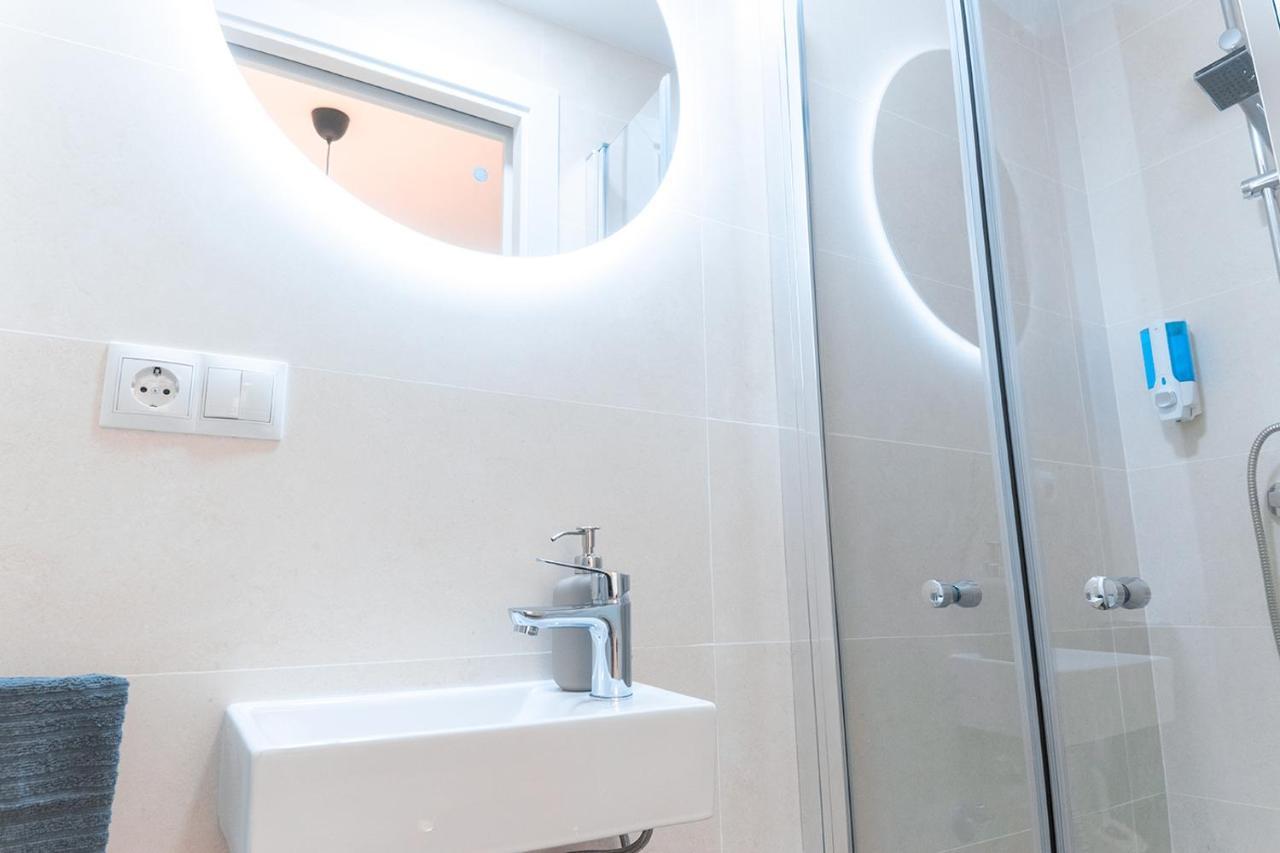 Downtown Apartment Севілья Екстер'єр фото