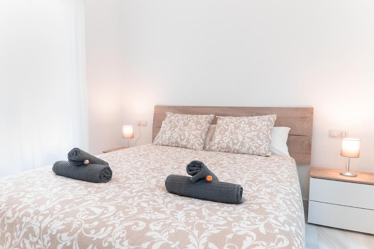 Downtown Apartment Севілья Екстер'єр фото